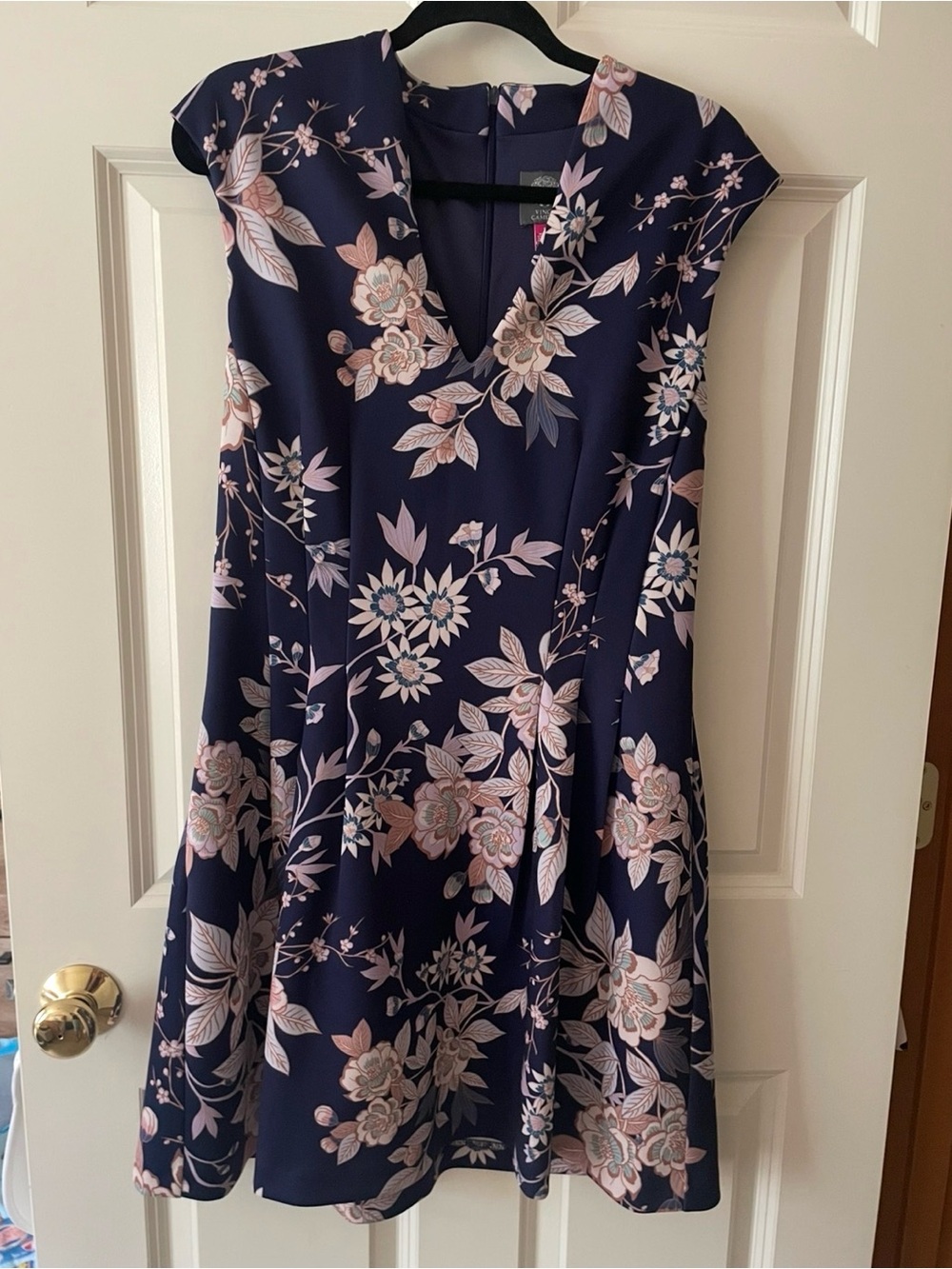 Vince Camuto dress.